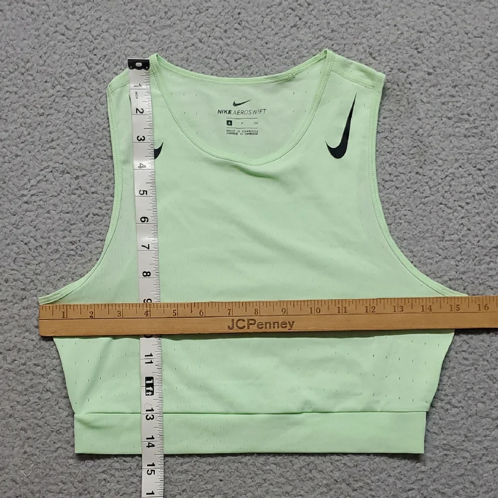 Nike Women’s Neon Green Cropped Training Tank Top Size S - Picture 7 of 7